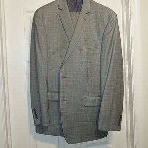 LtGray Sharkskin Suit - 44R